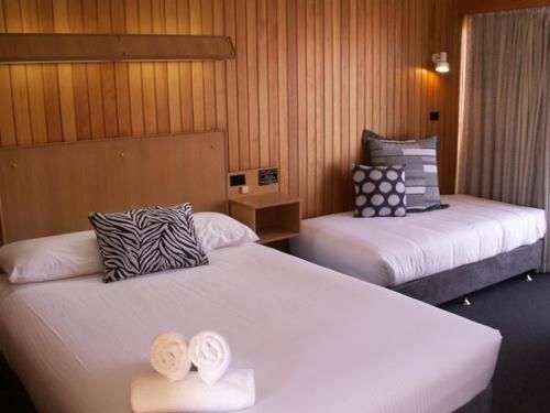 Court Street Motel Parkes Eksteriør billede